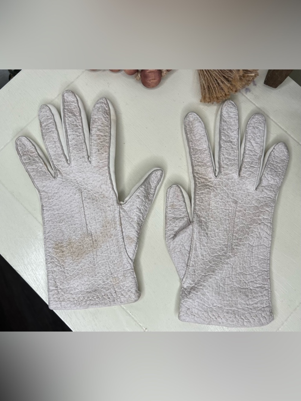 Vintage Van Raalte Textured Gloves